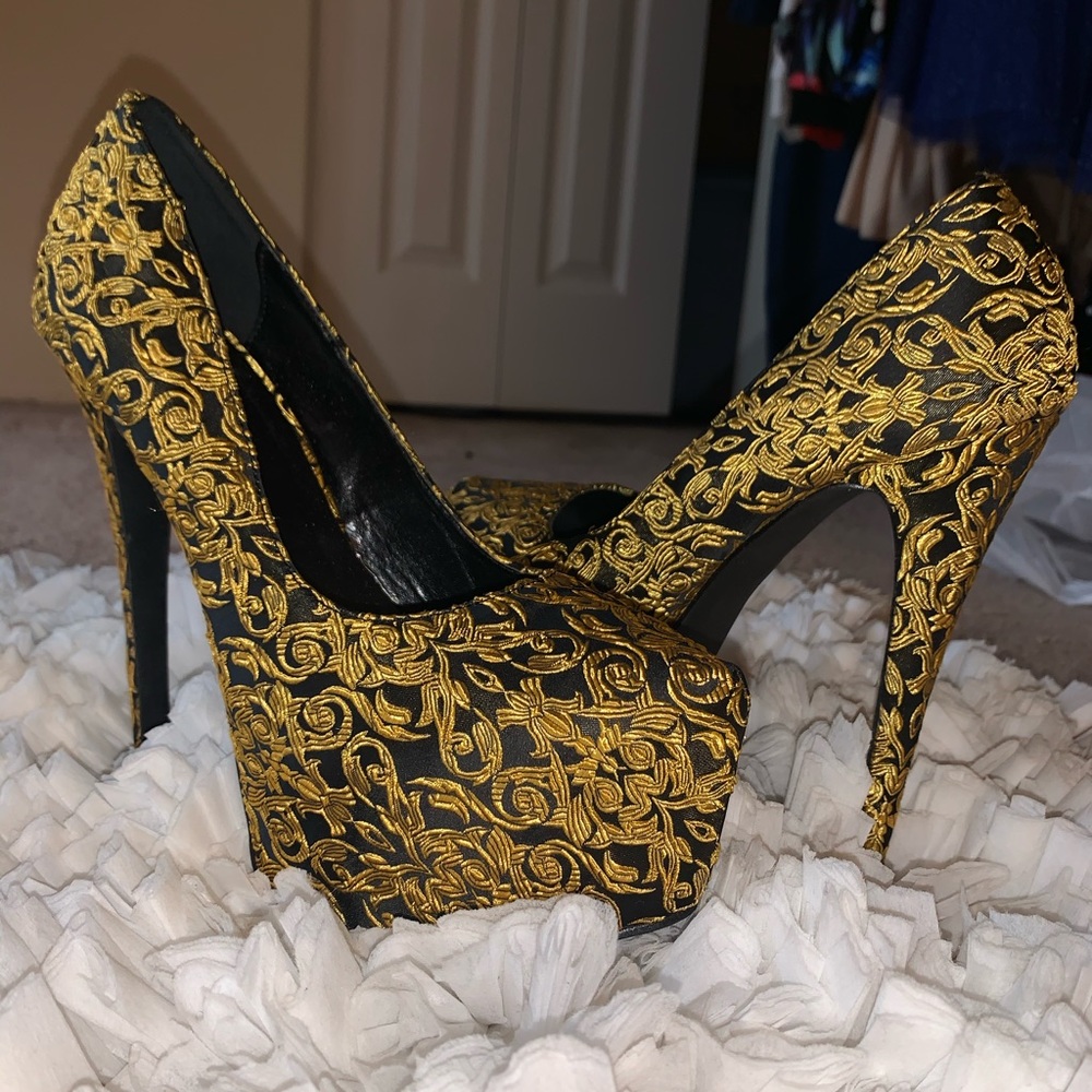 Super Classy, Very High Heel. Worn Once